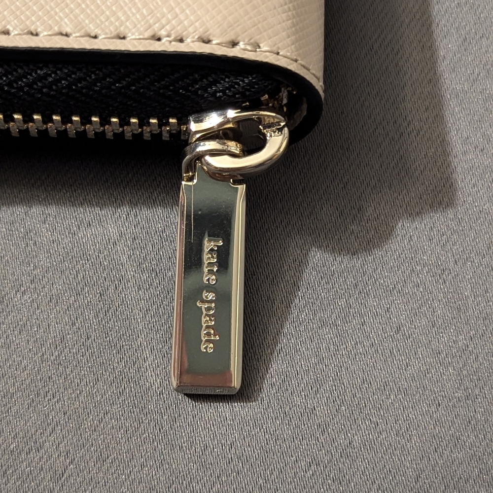 Kate Spade Black and Cream Wallet - Picture 2 of 11